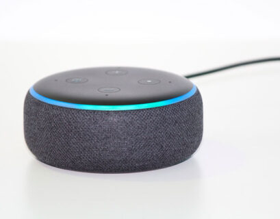 Hogar inteligente con asistentes de voz