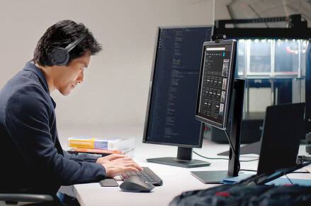 logitech