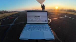 ASUS