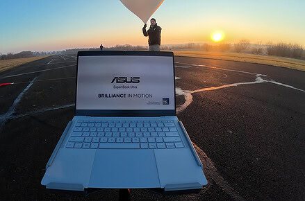 ASUS