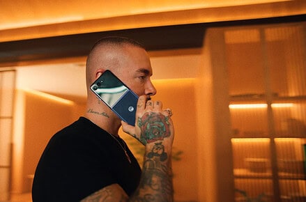 MOTOROLA J Balvin