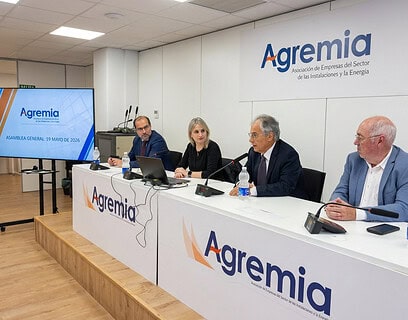 Agremia, la Asociación de Empresas del Sector de las Instalaciones y la Energía, ha celebrado su Asamblea General Ordinaria 2026, en la que la organización ha hecho balance del ejercicio 2025