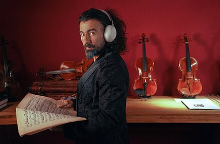 Ara Malikian con los nuevos 1000X THE COLLEXION de Sony